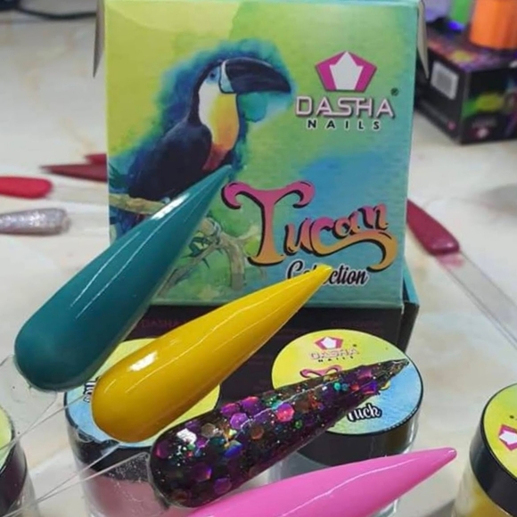 4 Colors Acrylics Collection - Picture 3 of 16